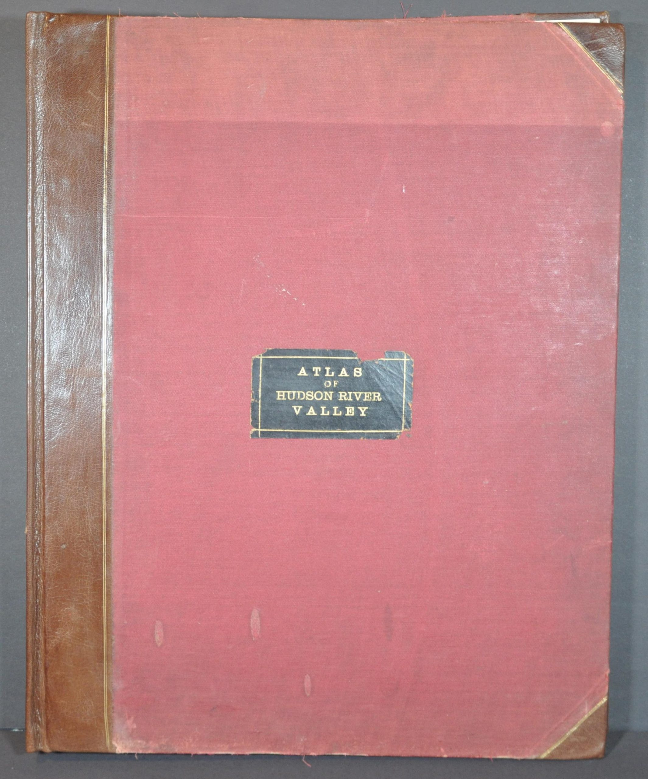 Atlas of the Hudson River Valley from New York to Troy