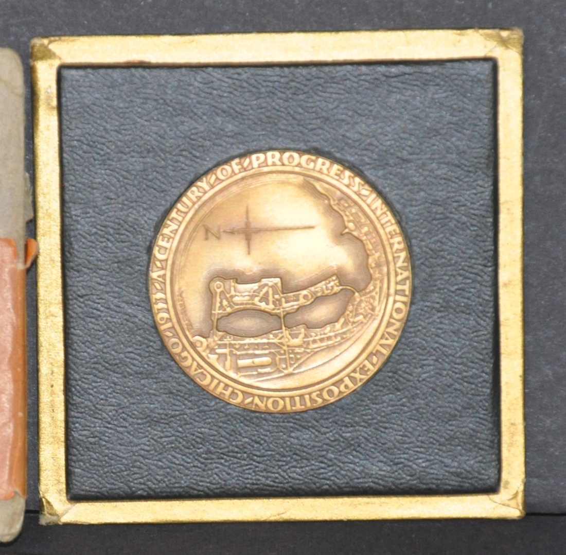 Official Commemorative World's Fair Medal